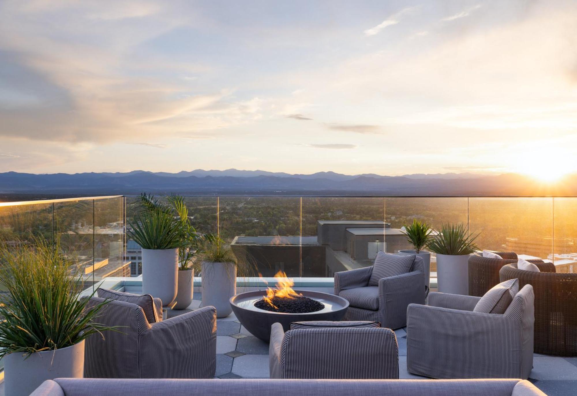 Kimpton Claret Hotel By Ihg Denveri nemzetközi repülőtér Kültér fotó